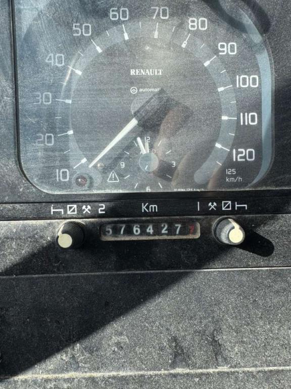 Renault 385 Photo 7