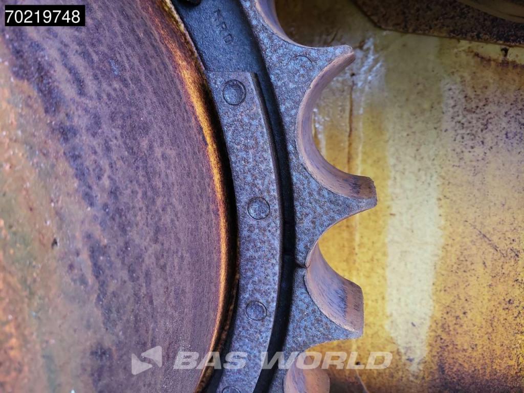 Caterpillar D8 L Photo 20