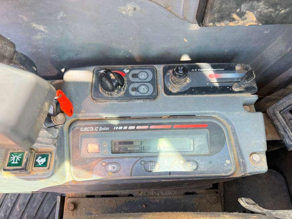 Kubota KX080-3 - Quick Coupler / Hammer Lines Photo 27