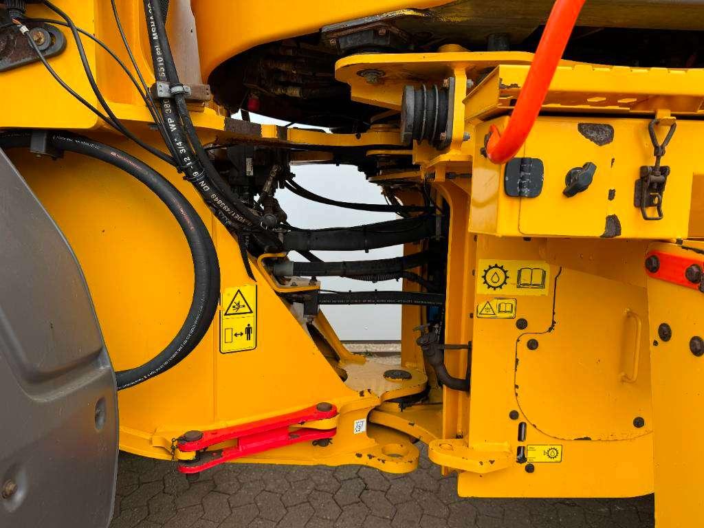 Volvo L90H - 3rd Function / Quick Coupler Photo 25