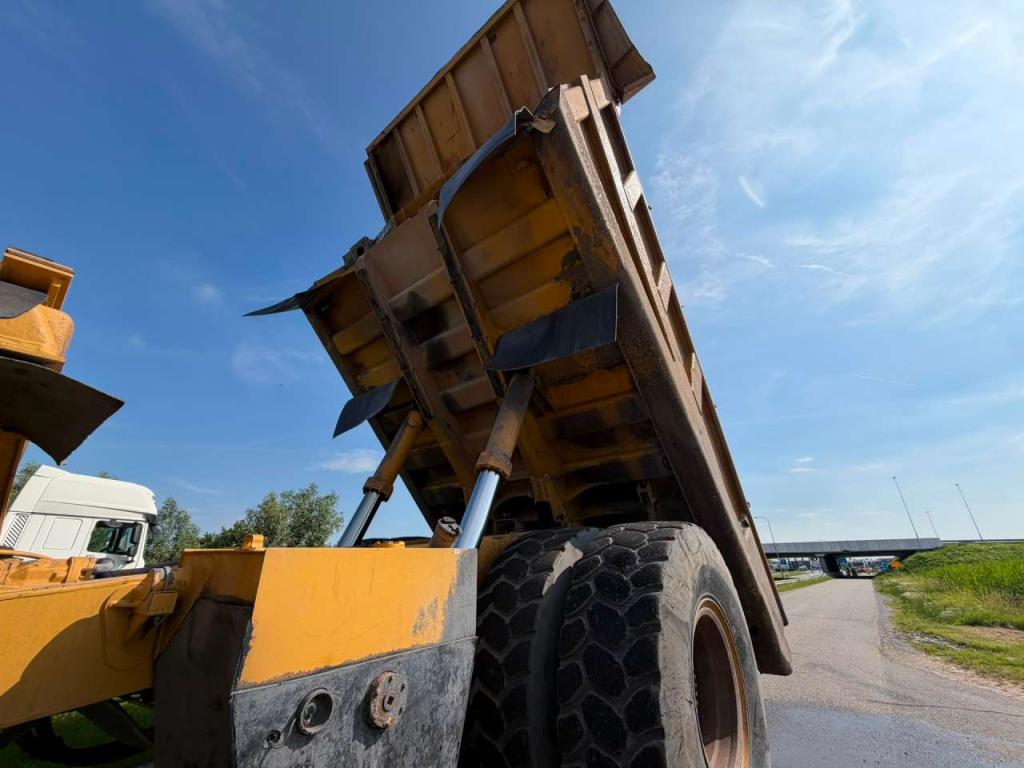 Caterpillar 775E Photo 14