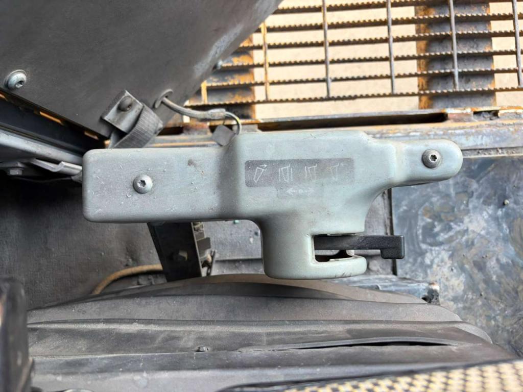 Caterpillar 775E Photo 20