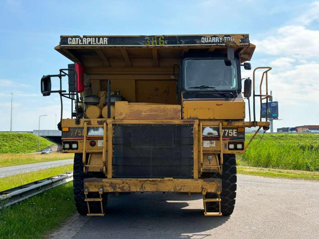 Caterpillar 775E Photo 9