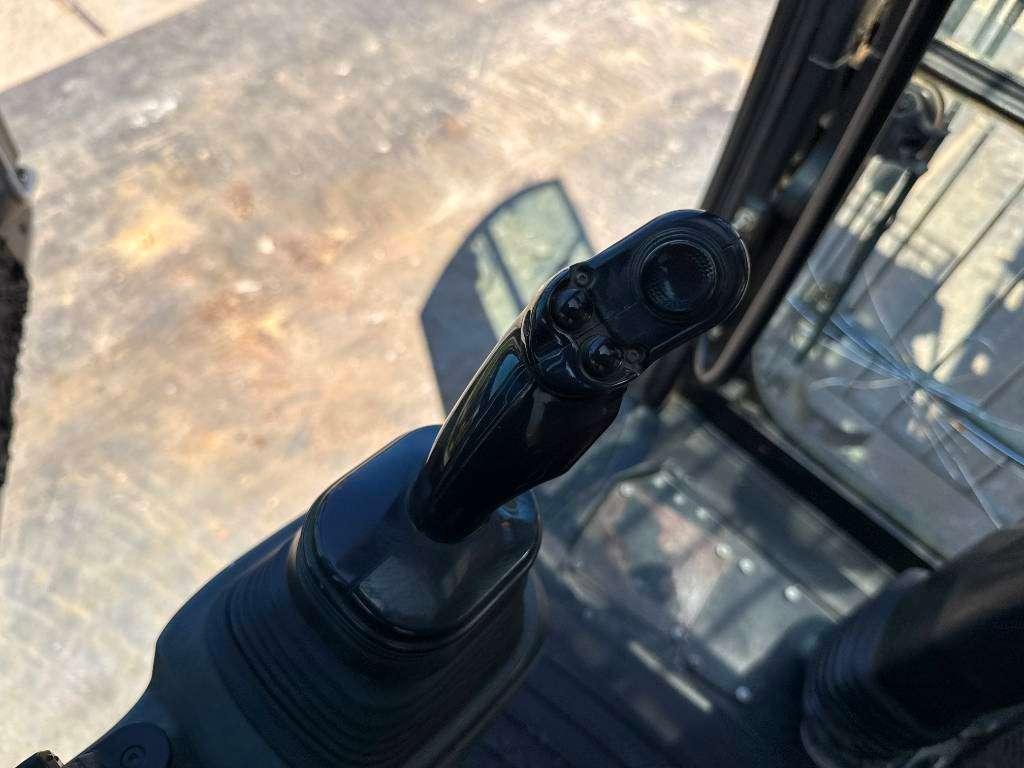 Liebherr LH22 Litronic - Automatic Greasing / Tilting Cab Photo 11
