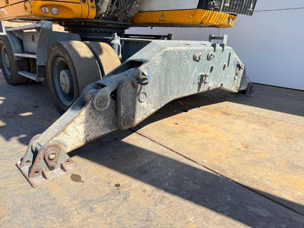 Liebherr LH22 Litronic - Automatic Greasing / Tilting Cab Photo 17