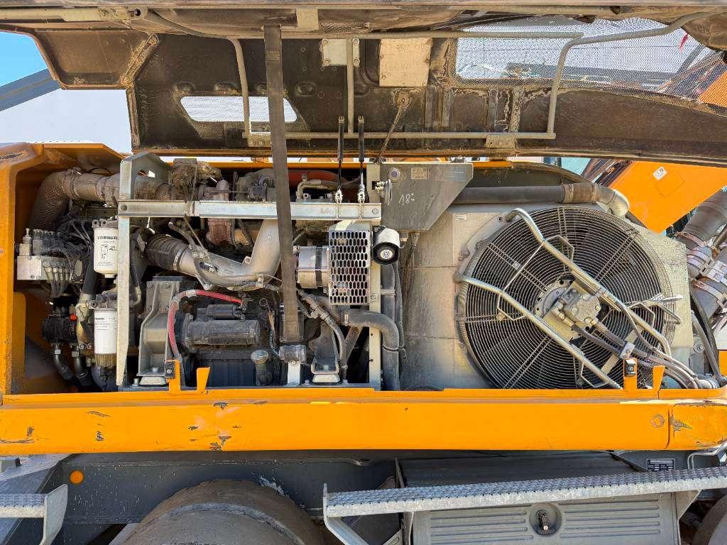 Liebherr LH22 Litronic - Automatic Greasing / Tilting Cab Photo 19