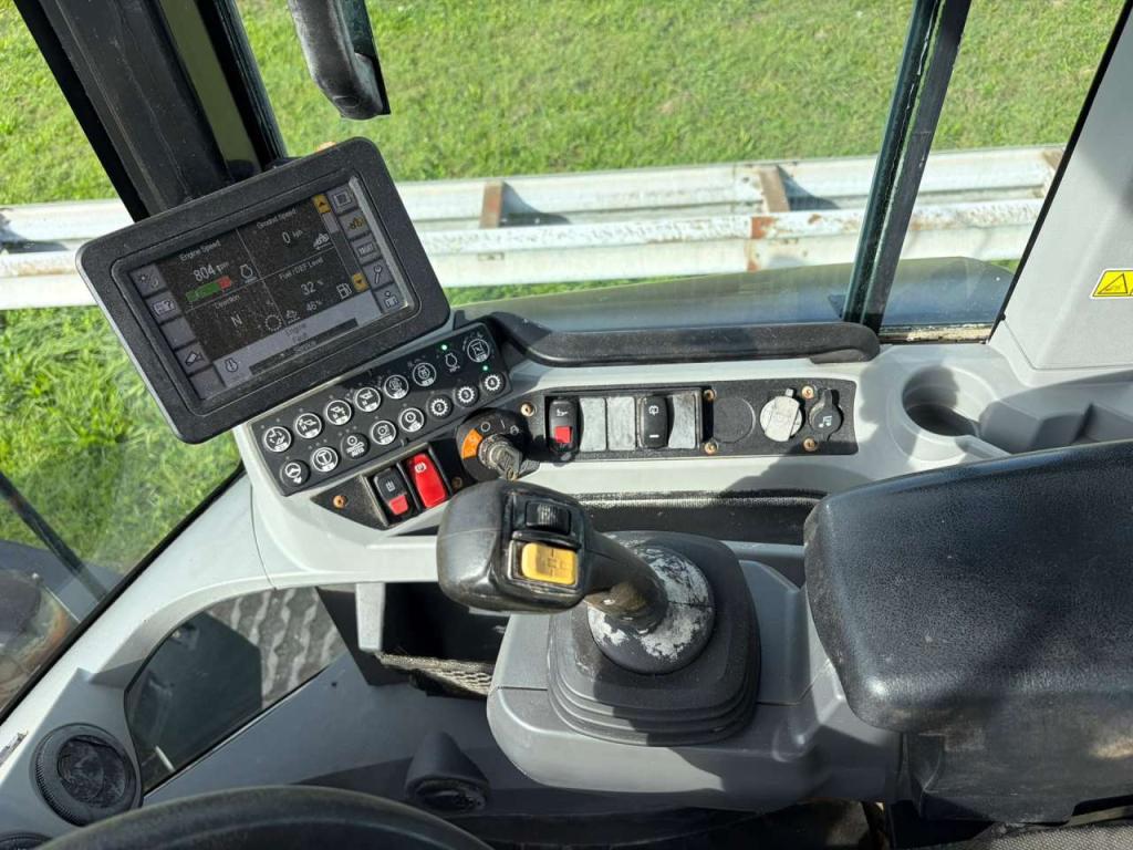 Caterpillar 930M Photo 20