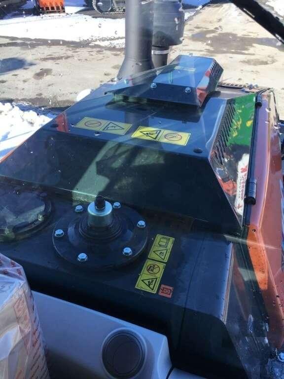 Hitachi ZW180-6 Photo 13