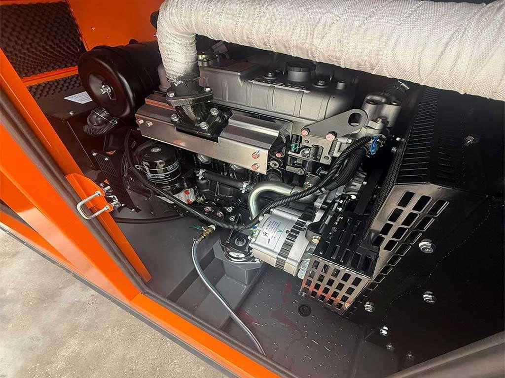 Emme Service GE 21 IS Photo 4