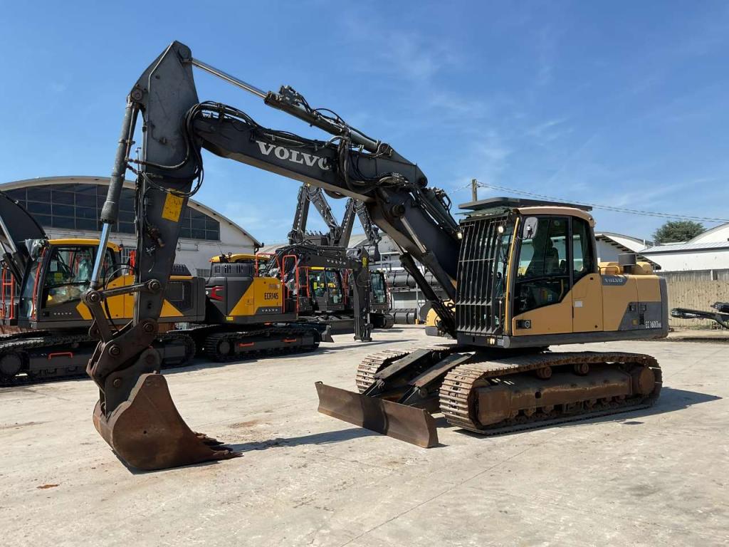 Volvo EC160DNL Photo 1