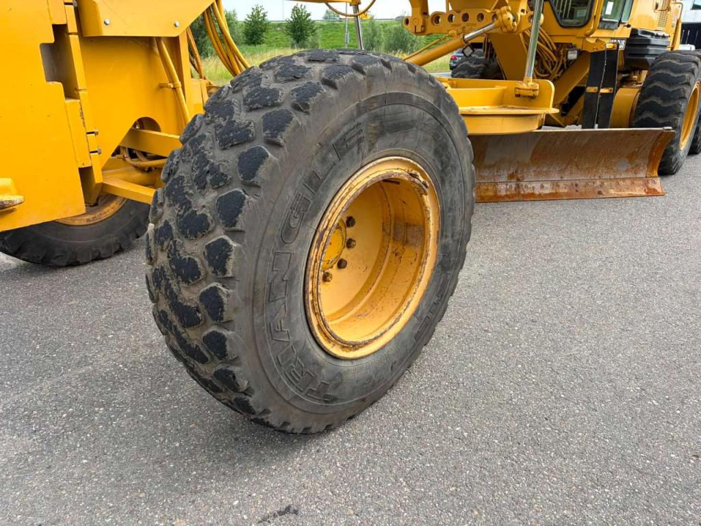 Caterpillar 140H Photo 10