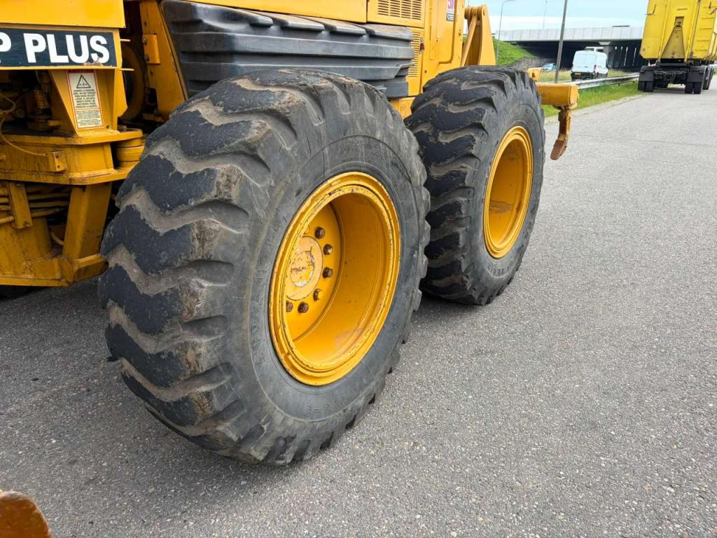Caterpillar 140H Photo 11