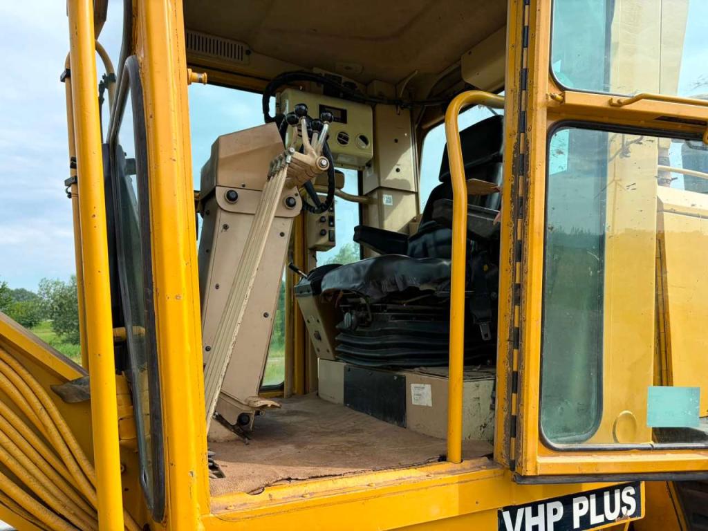 Caterpillar 140H Photo 21