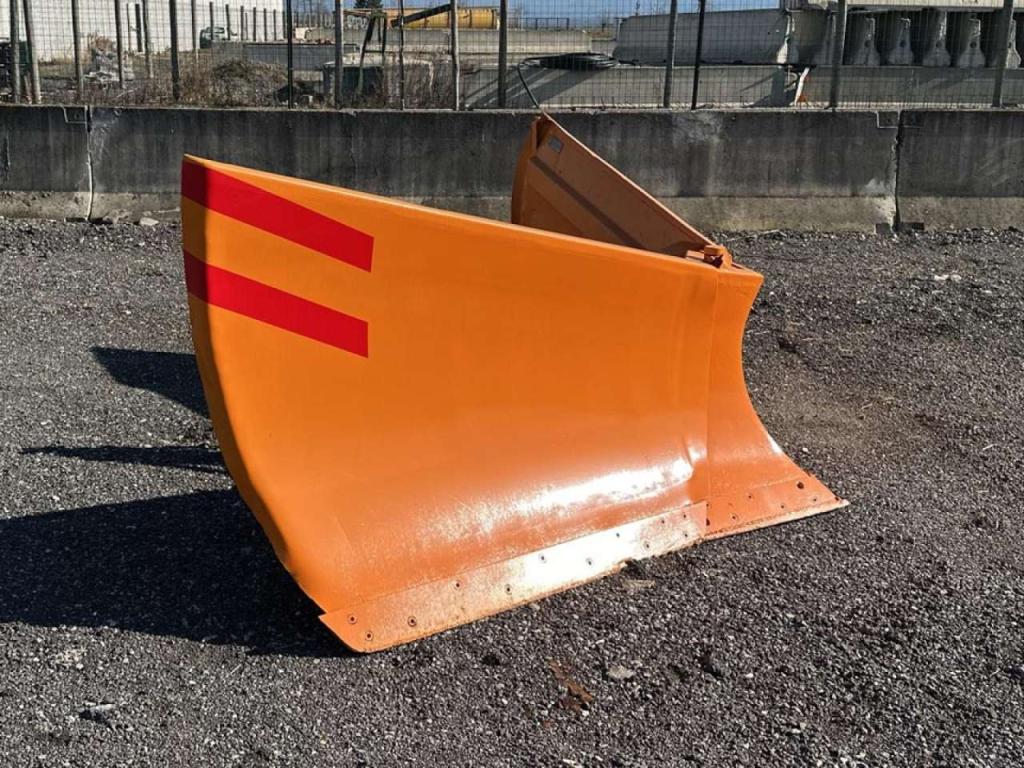 Fresia Tractor blade Photo 2