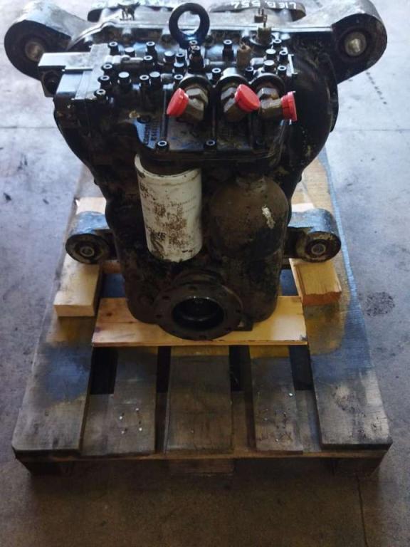 Transmission for Liebherr L 554 Photo 4