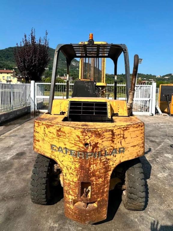 Caterpillar V80E Photo 6