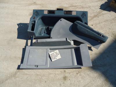 Housing and interior cabin parts for New Holland 385B sold by OLM 90 Srl