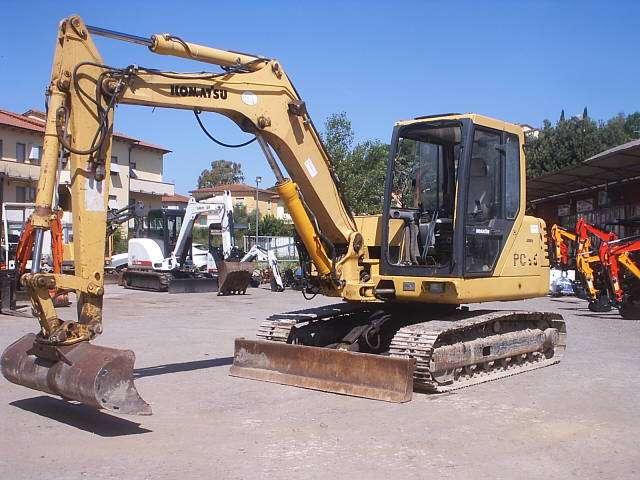 Komatsu PC95R Photo 3