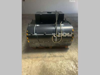 Uemme Bucket sweeper Photo 1