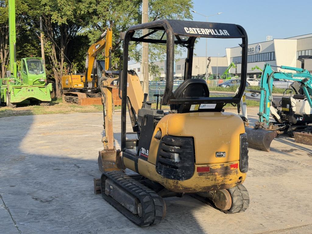 Caterpillar 301.8 Photo 4