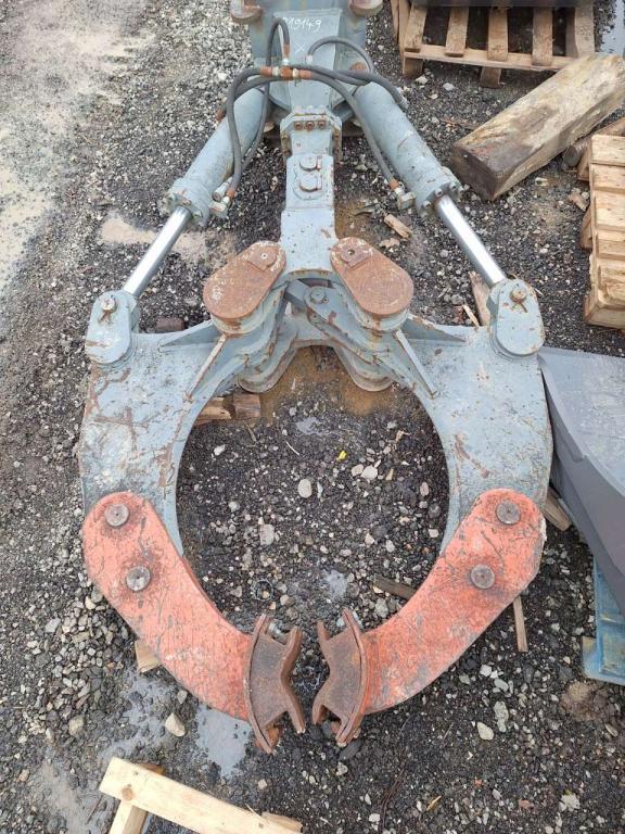 S60 Pipe clamp Photo 1