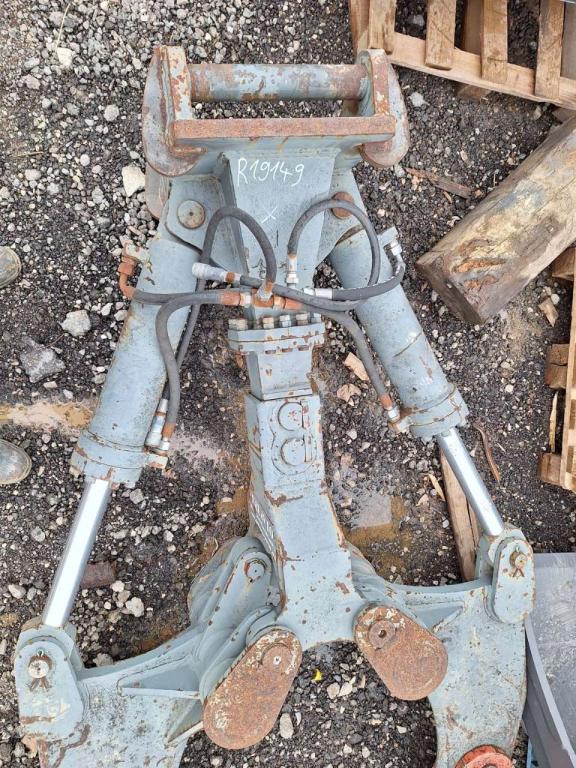 S60 Pipe clamp Photo 4