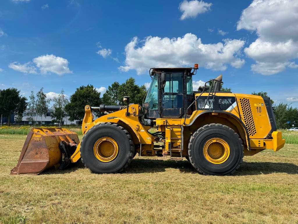 Caterpillar 966K - 3rd Function / Automatic Greasing Photo 1