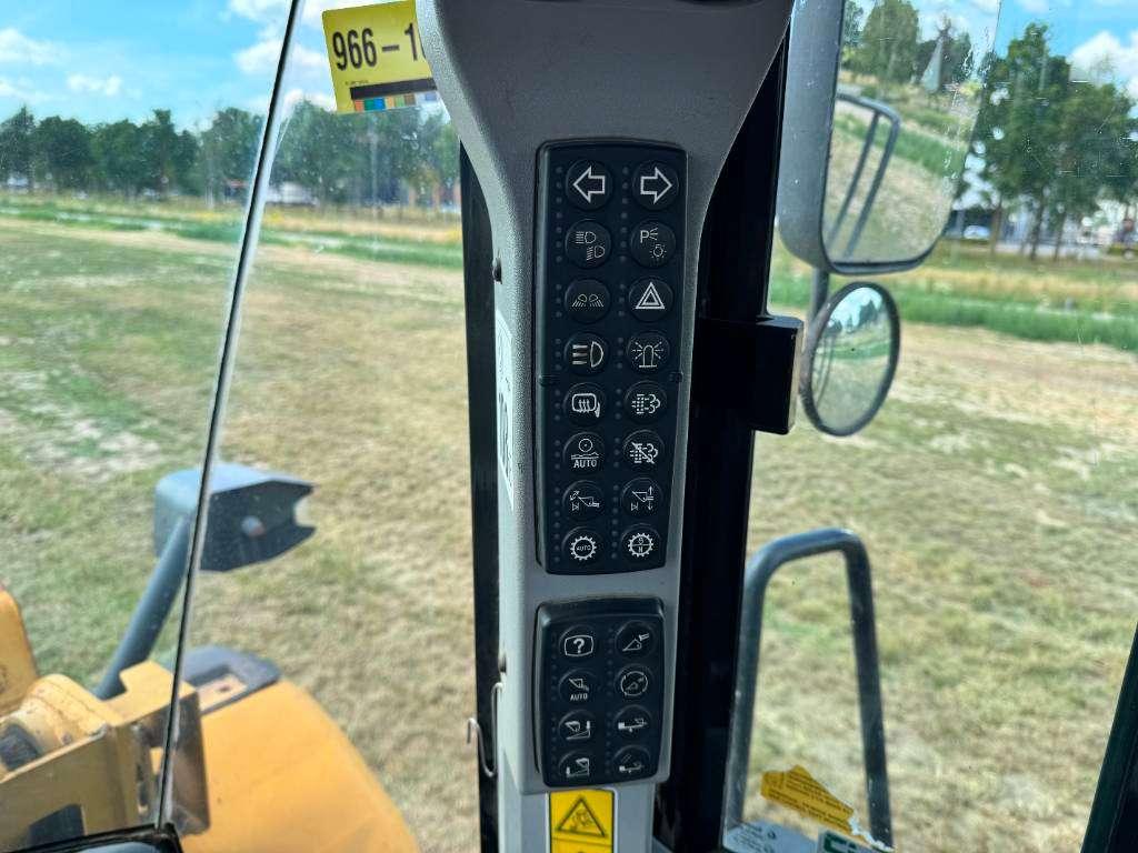 Caterpillar 966K - 3rd Function / Automatic Greasing Photo 13