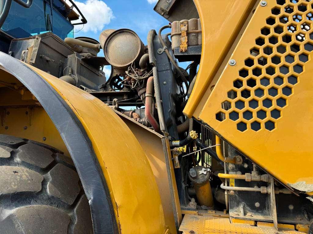 Caterpillar 966K - 3rd Function / Automatic Greasing Photo 21