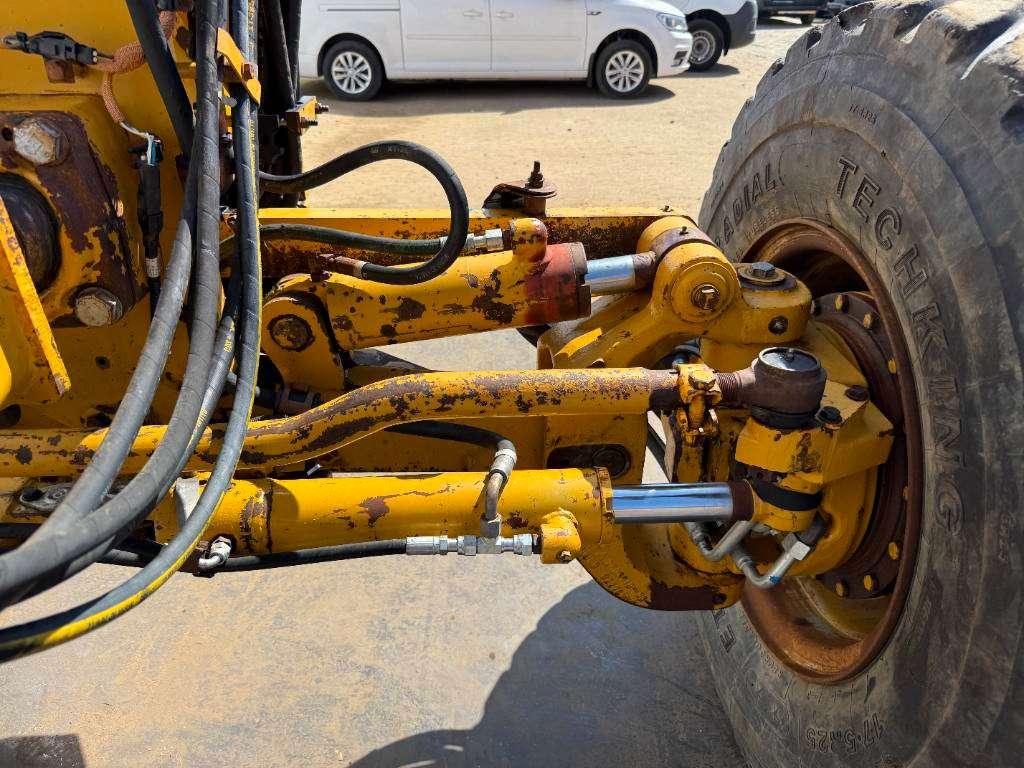 Caterpillar 160M AWD - 3 Tine Ripper / EPA Certified / Airco Photo 27