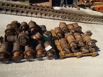 Upper and lower rollers for Fiat Kobelco - Fiat Hitachi 235 - FH200.3 - FH200.3 MT.3 sold by OLM 90 Srl