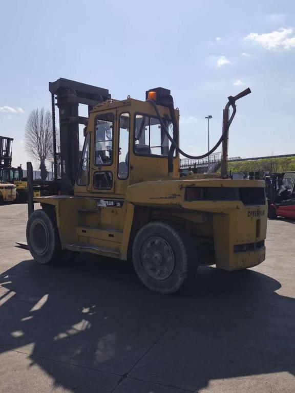 Caterpillar DP135 Photo 3