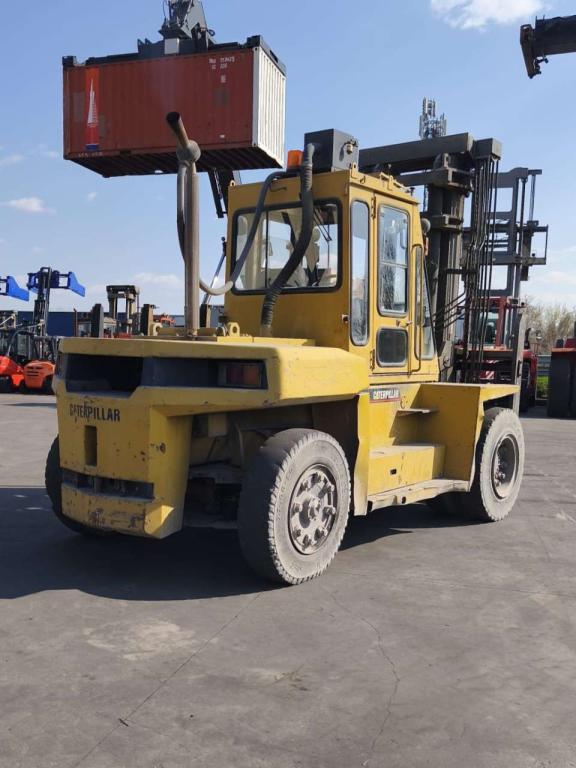Caterpillar DP135 Photo 4