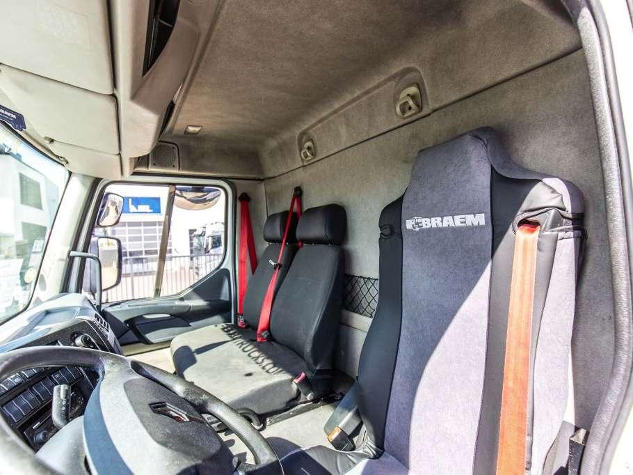 Renault D16 240 DXI Photo 12