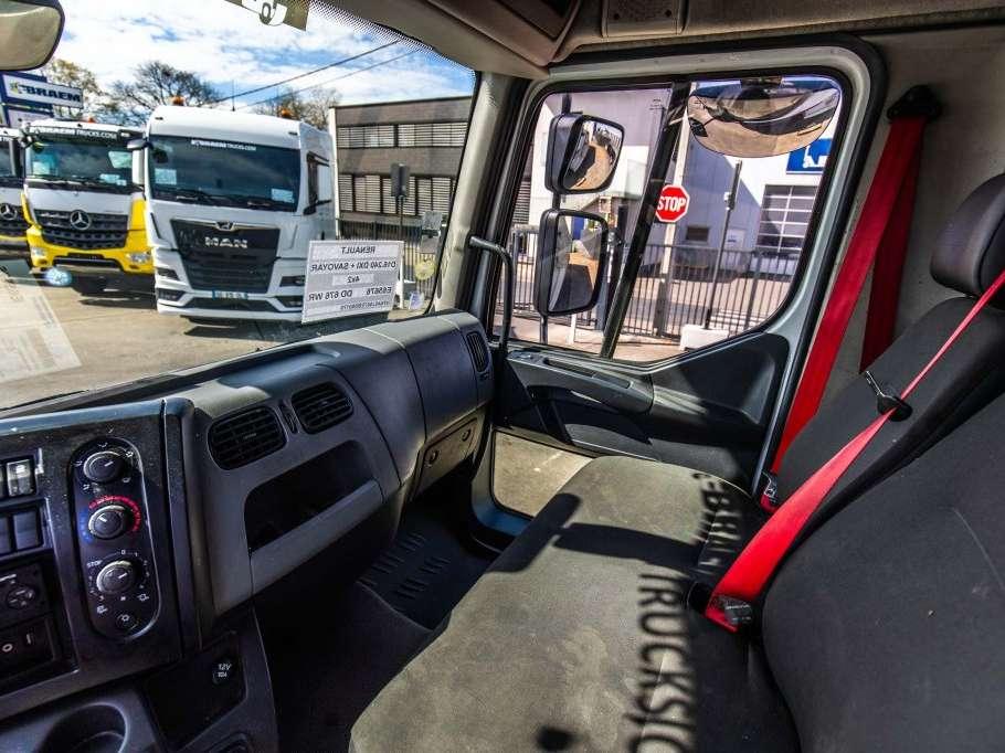 Renault D16 240 DXI Photo 13
