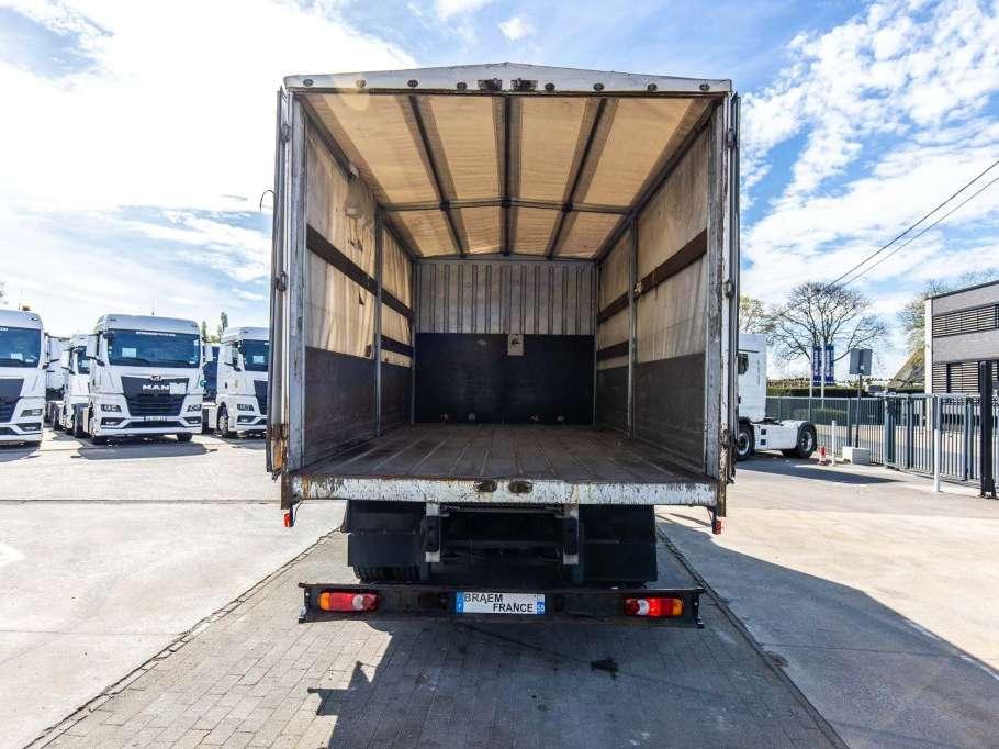 Renault D16 240 DXI Photo 9