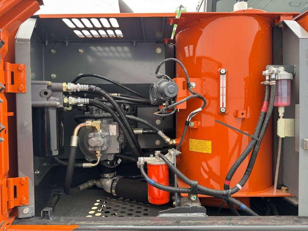 Hitachi ZX140H-GI - New / Isuzu Engine Photo 18