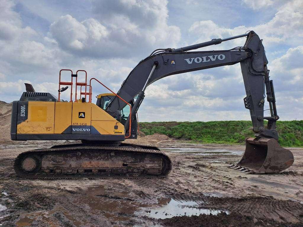 Volvo EC300EL Photo 5