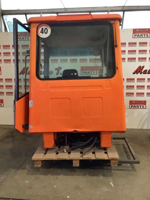 Cab for Fiat Kobelco W190 Photo 3