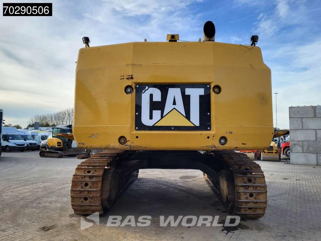 Caterpillar 390 D L Photo 3