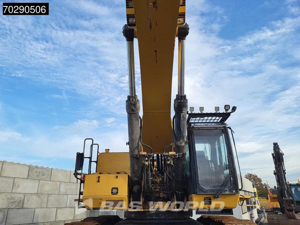 Caterpillar 390 D L Photo 9