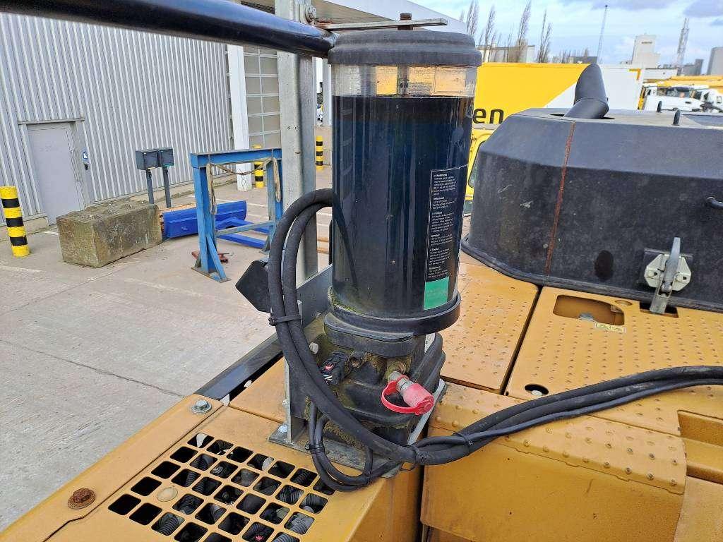 Caterpillar 335 F L CR Photo 18