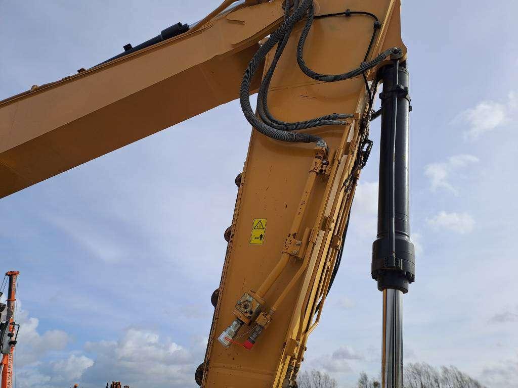 Caterpillar 335 F L CR Photo 9