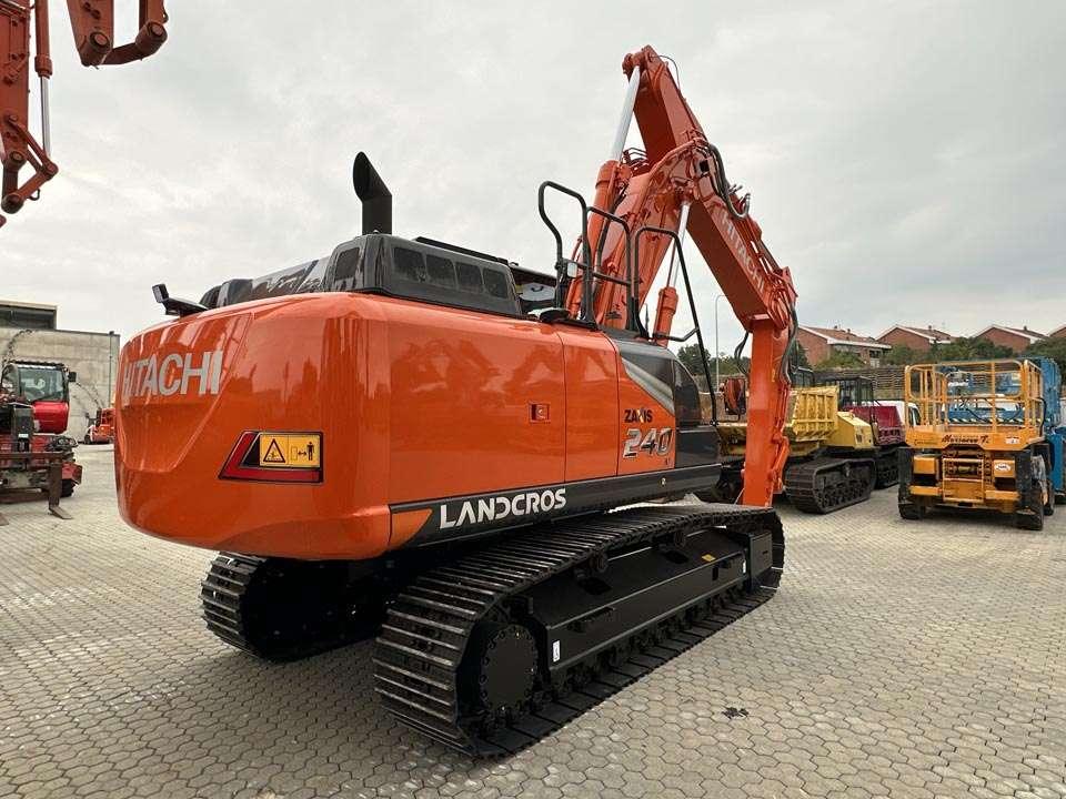 Hitachi ZX240N-7 Photo 20
