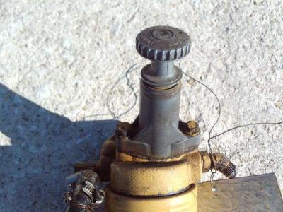 Fuel filter bracket for Caterpillar 951C - MOTORE 3304 sold by OLM 90 Srl