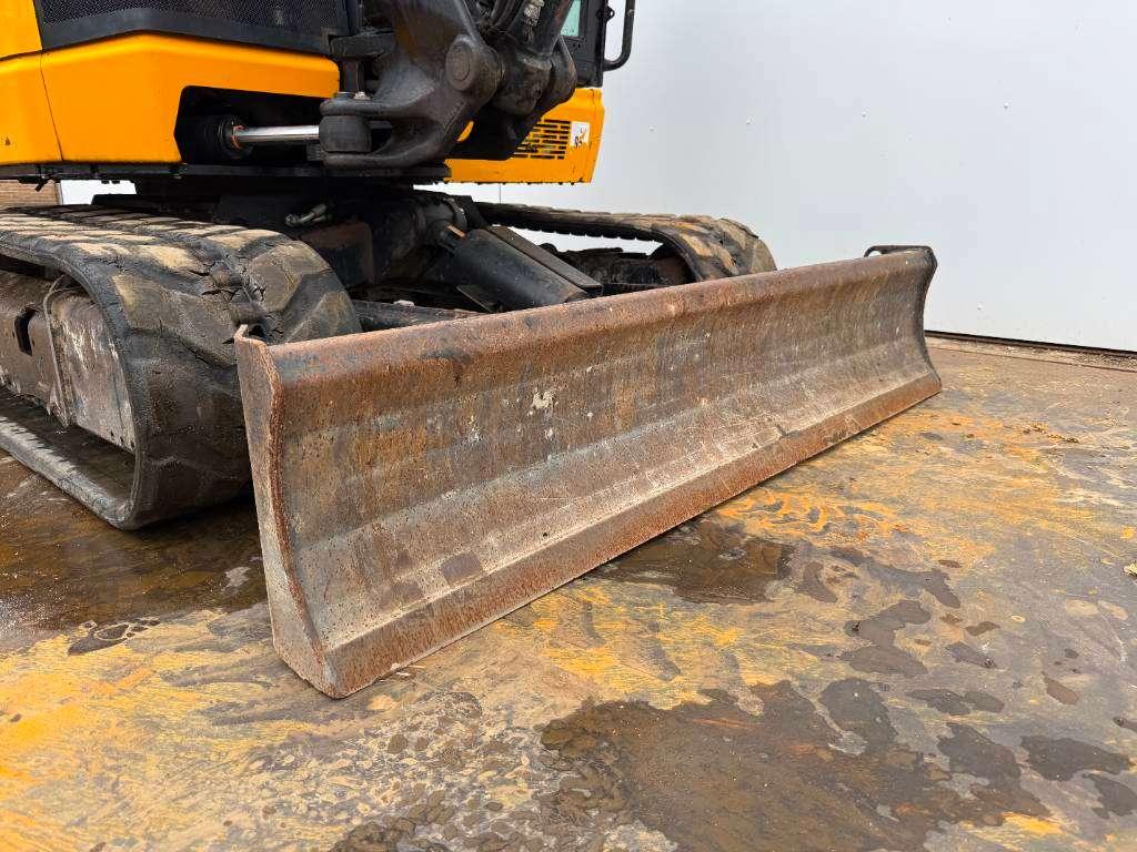 JCB 48Z-1 - Hammer Lines / Quick Coupler Photo 19