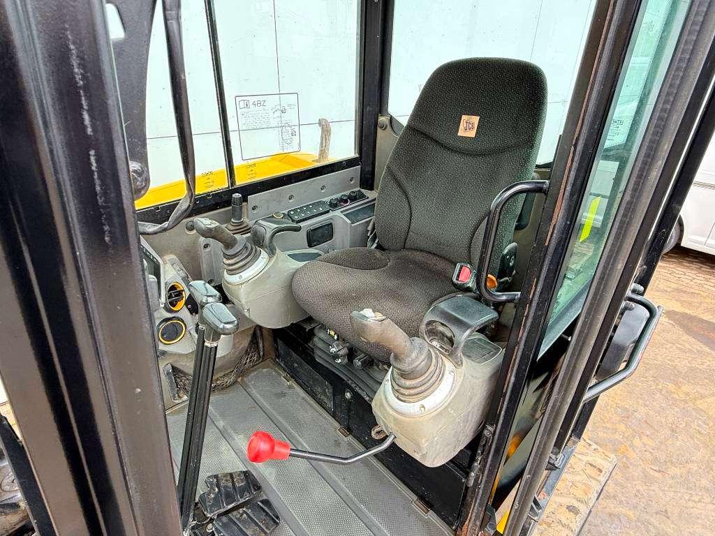 JCB 48Z-1 - Hammer Lines / Quick Coupler Photo 8