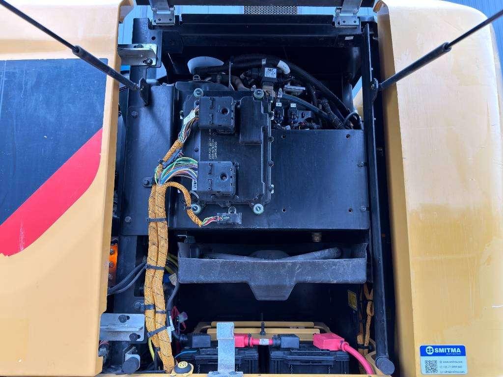 Caterpillar M318F Photo 30