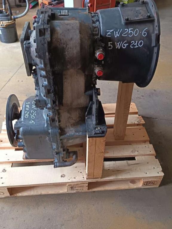 ZF 5 WG 210 Photo 2