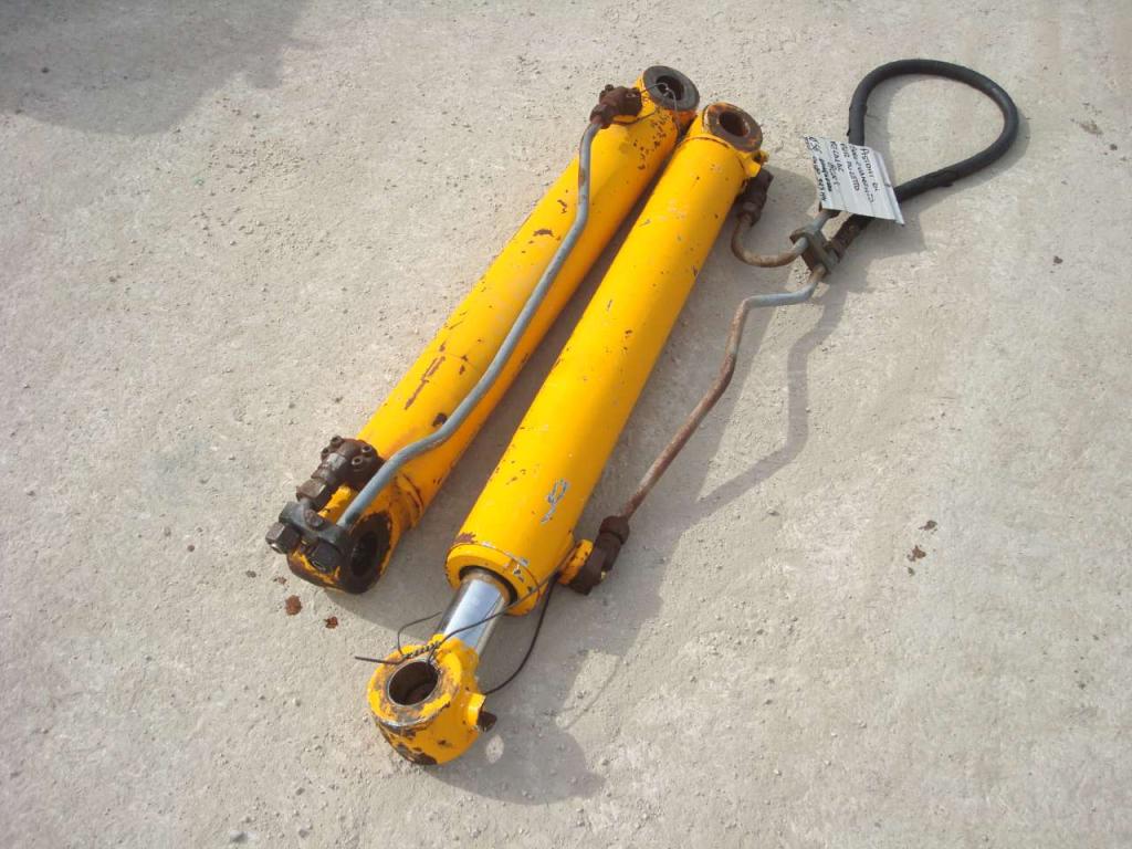 Lifting piston for per Muletto Mecalac 8CXI Photo 2